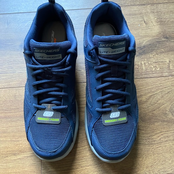 Sketchers memory foam size 10 - Picture 3 of 6